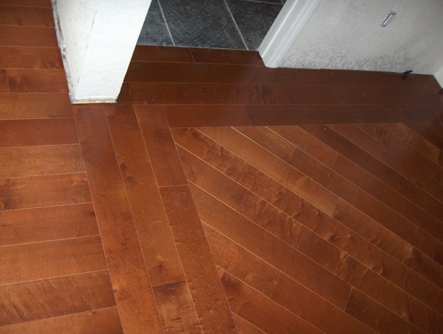 Knoxville Hardwood Flooring Contractor, Which Direction Should Hardwood Floors Be Laid In A Hallway